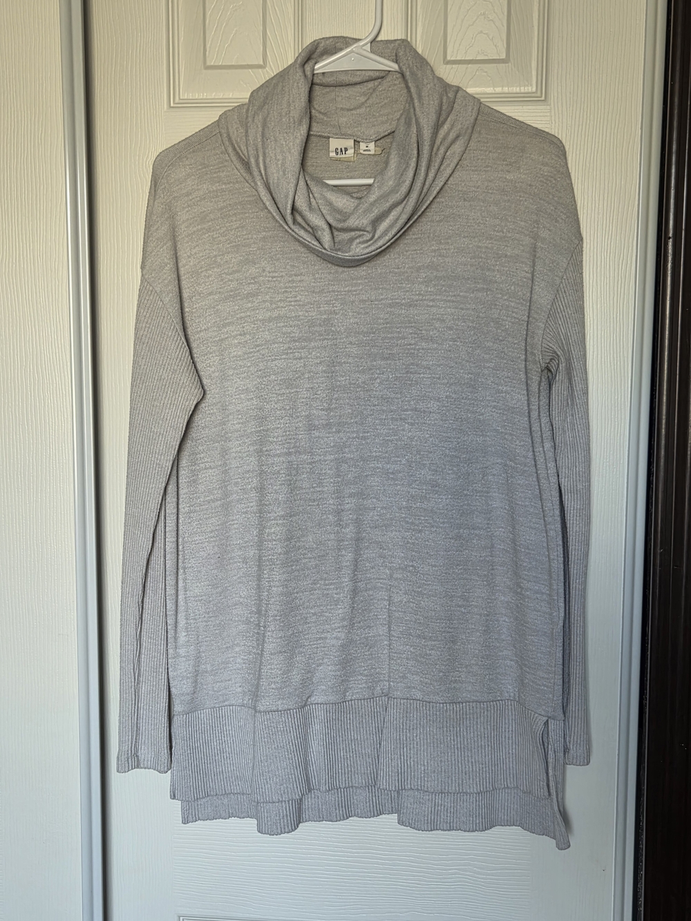 GAP Lightweight Gray Cowl Neck Tunic Sweater